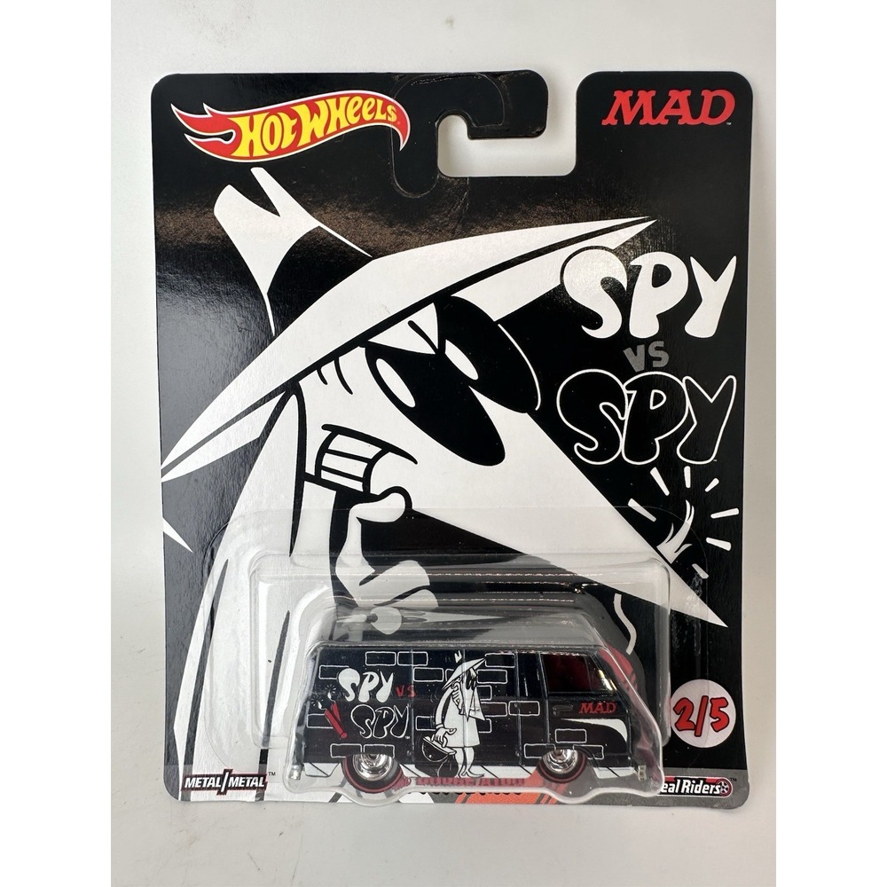 2017 Hot Wheels MAD Spy vs Spy '66 Dodge A100 Premium Real Riders DWH40